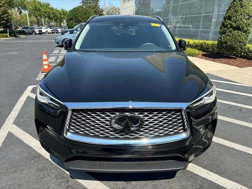 2023 INFINITI QX50 LUXE