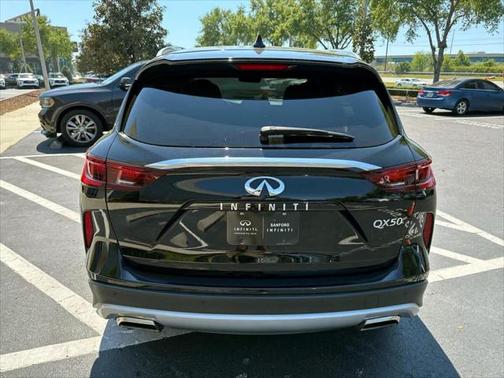 2023 INFINITI QX50 LUXE