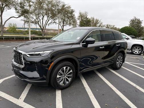 2025 INFINITI QX60 Pure