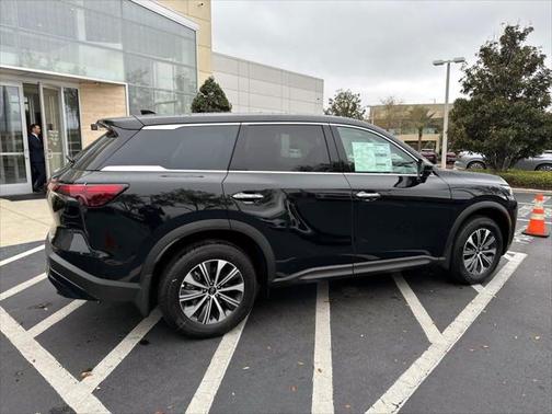 2025 INFINITI QX60 Pure