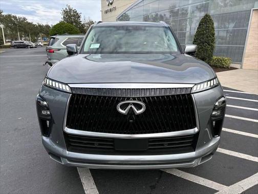 2025 INFINITI QX80 SENSORY AWD