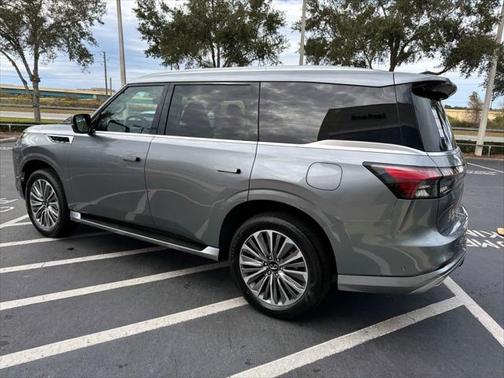 2025 INFINITI QX80 SENSORY AWD