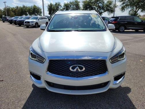 Photo 3 of 28 of 2019 INFINITI QX60 Luxe