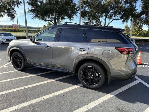 2026 INFINITI QX60 Base