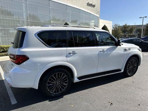 2024 INFINITI QX80 SENSORY AWD