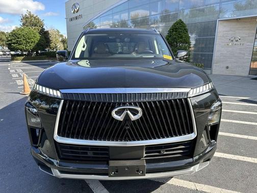 2025 INFINITI QX80 SENSORY AWD