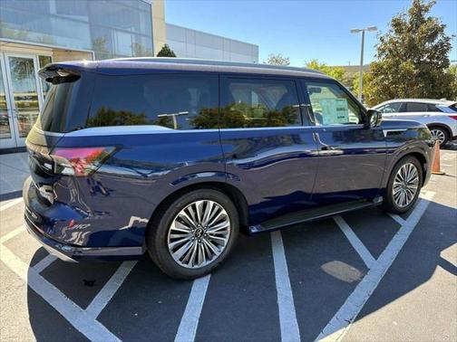 2025 INFINITI QX80 SENSORY AWD