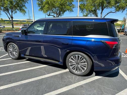 2025 INFINITI QX80 SENSORY AWD