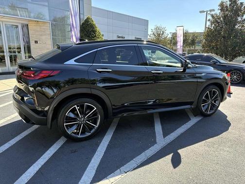2024 INFINITI QX55 LUXE
