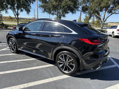 2024 INFINITI QX55 LUXE