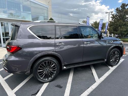 2023 INFINITI QX80 SENSORY