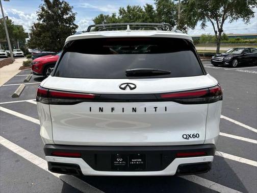 2025 INFINITI QX60 Luxe