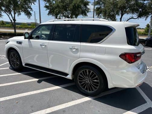2023 INFINITI QX80 SENSORY AWD