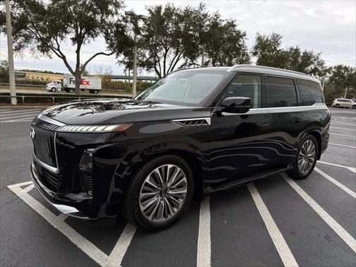 2025 INFINITI QX80 Luxe