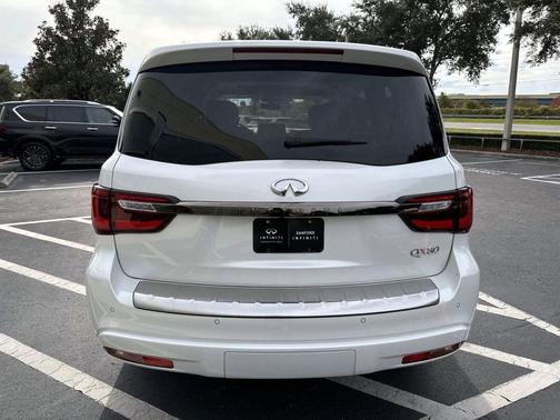 2022 INFINITI QX80 PREMIUM SELECT