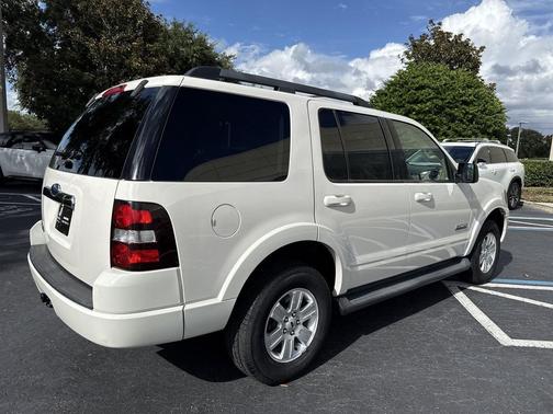2008 Ford Explorer XLT