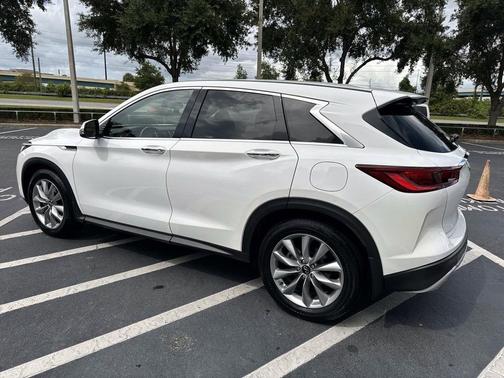 2022 INFINITI QX50 PURE