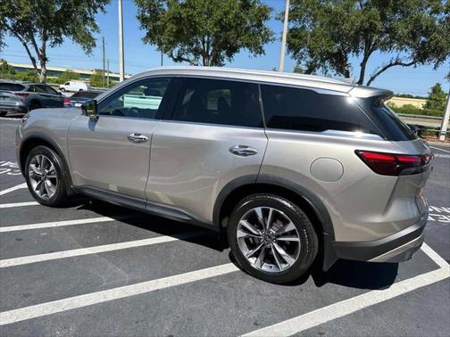 2022 INFINITI QX60 Luxe