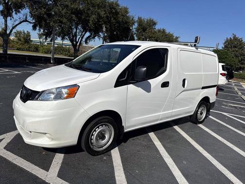 2021 Nissan NV200 S