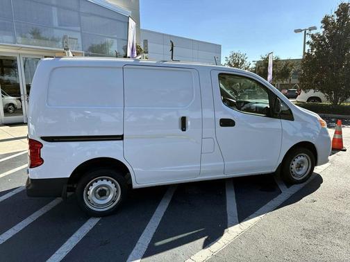2021 Nissan NV200 S