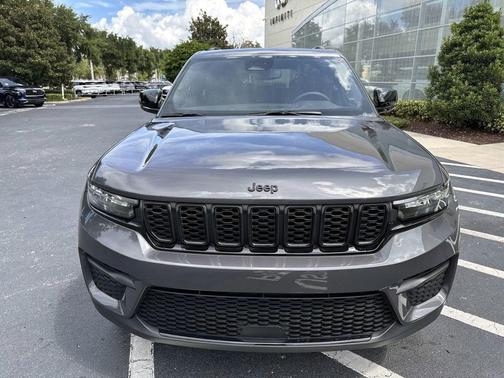 2024 Jeep Grand Cherokee Altitude