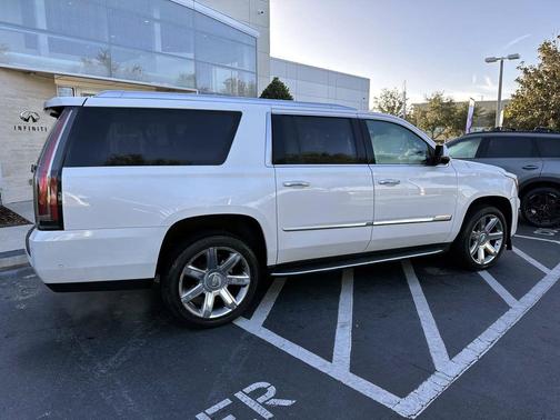 2019 Cadillac Escalade ESV Premium Luxury