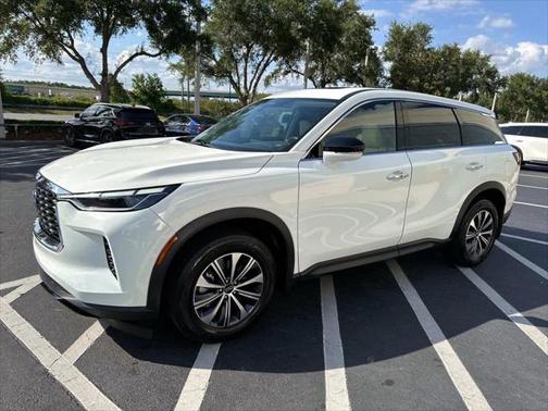 2023 INFINITI QX60 Pure