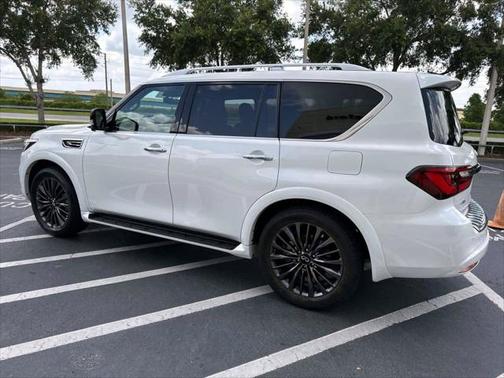 2024 INFINITI QX80 SENSORY AWD
