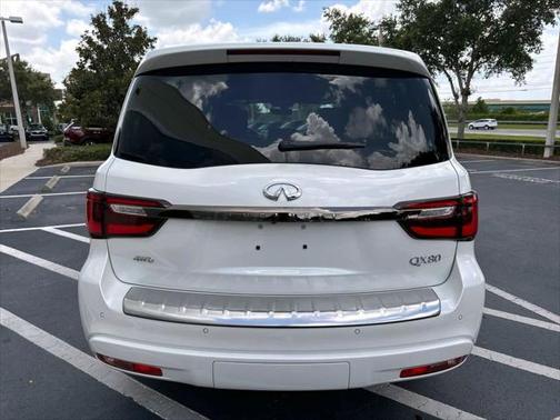 2024 INFINITI QX80 SENSORY AWD