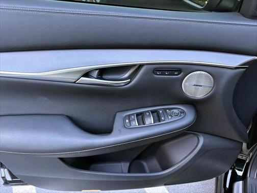 2024 INFINITI QX50 LUXE