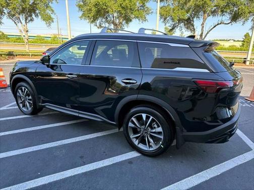 2025 INFINITI QX60 Luxe
