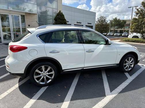 2017 INFINITI QX50 Base