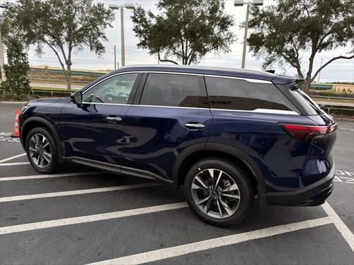 2025 INFINITI QX60 Luxe