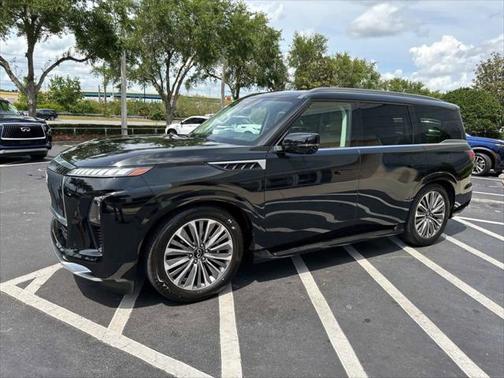 2025 INFINITI QX80 SENSORY AWD