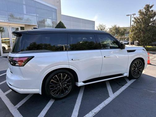 2026 INFINITI QX80 AUTOGRAPH