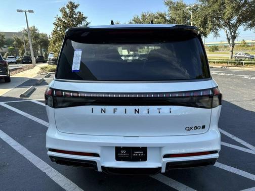 2026 INFINITI QX80 AUTOGRAPH
