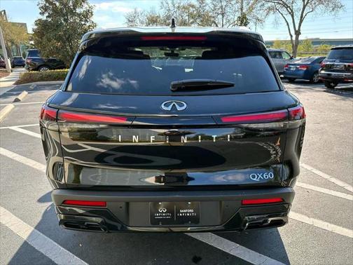 2024 INFINITI QX60 Luxe