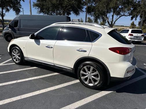 2016 INFINITI QX50 Base