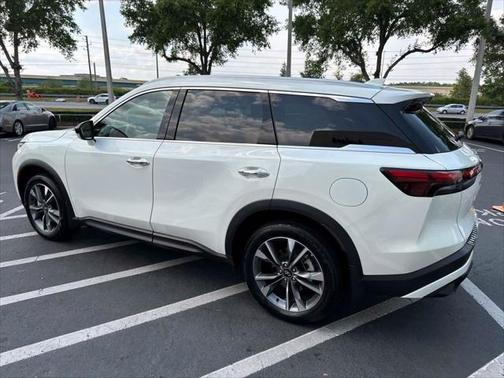 2025 INFINITI QX60 Luxe