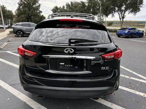 2009 INFINITI FX35 Base