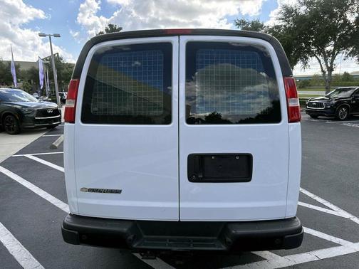 2020 Chevrolet Express 2500 RWD 2500 Regular Wheelbase WT