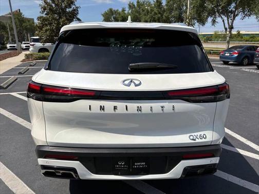 2024 INFINITI QX60 Luxe