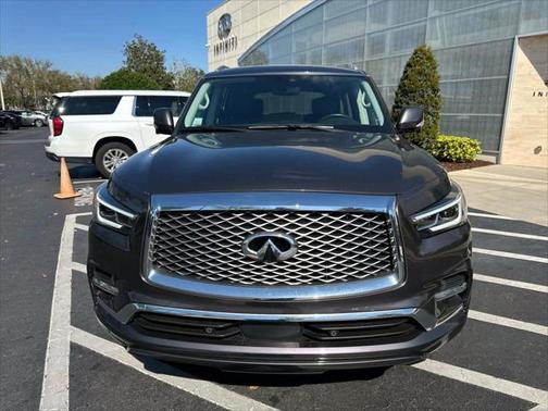 2022 INFINITI QX80 Luxe