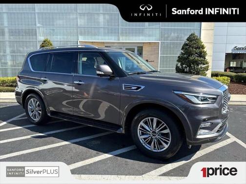 2022 INFINITI QX80 Luxe