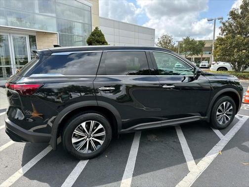 2025 INFINITI QX60 Pure