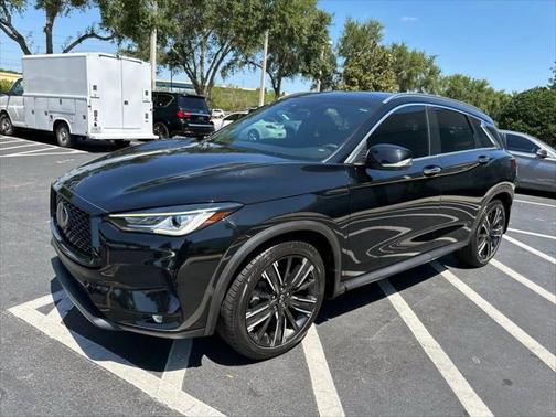 2022 INFINITI QX50 LUXE
