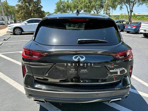 2022 INFINITI QX50 LUXE