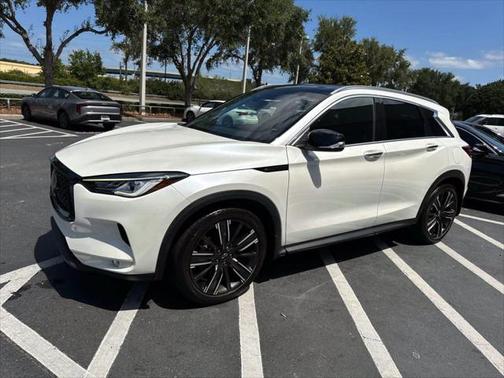 2022 INFINITI QX50 LUXE