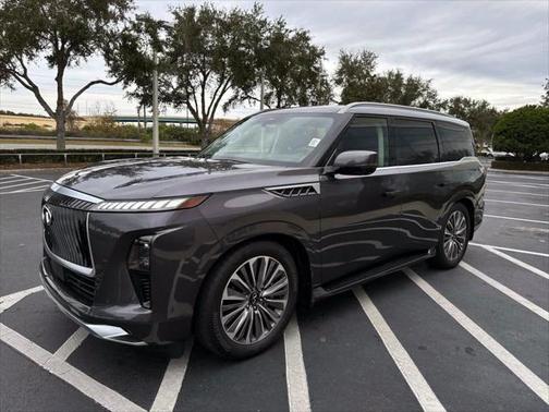 2025 INFINITI QX80 Luxe