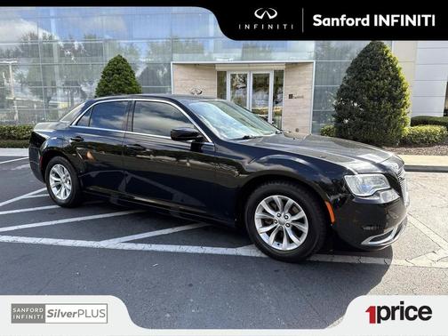 2018 Chrysler 300 Touring